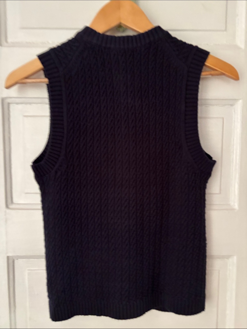 FREE ASSEMBLY BUTTON FRONT SWEATER VEST - Picture 5 of 9